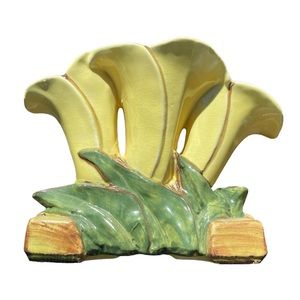 Vintage McCoy Pottery Yellow Trumpet Calla Triple Lily Vase, 8” x 6”
